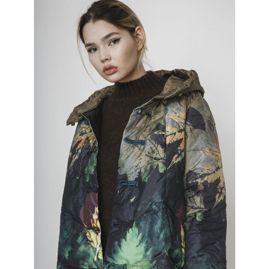 Куртка с растительным принтом